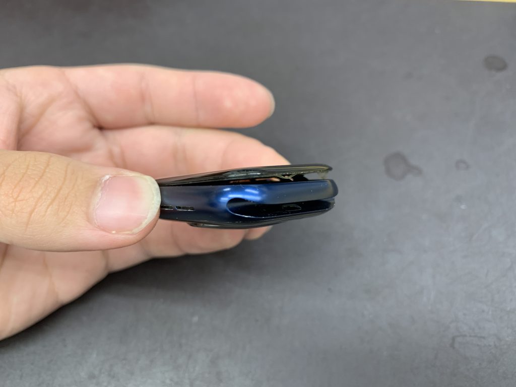 Apple Watchの画面浮きの修理依頼 | スマートクール カインズホーム