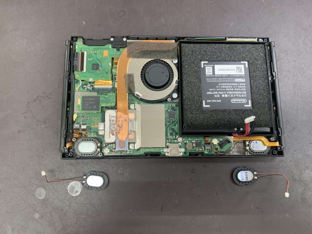 Nintendo Switch、完全無音の謎！両スピーカー同時故障の超レア