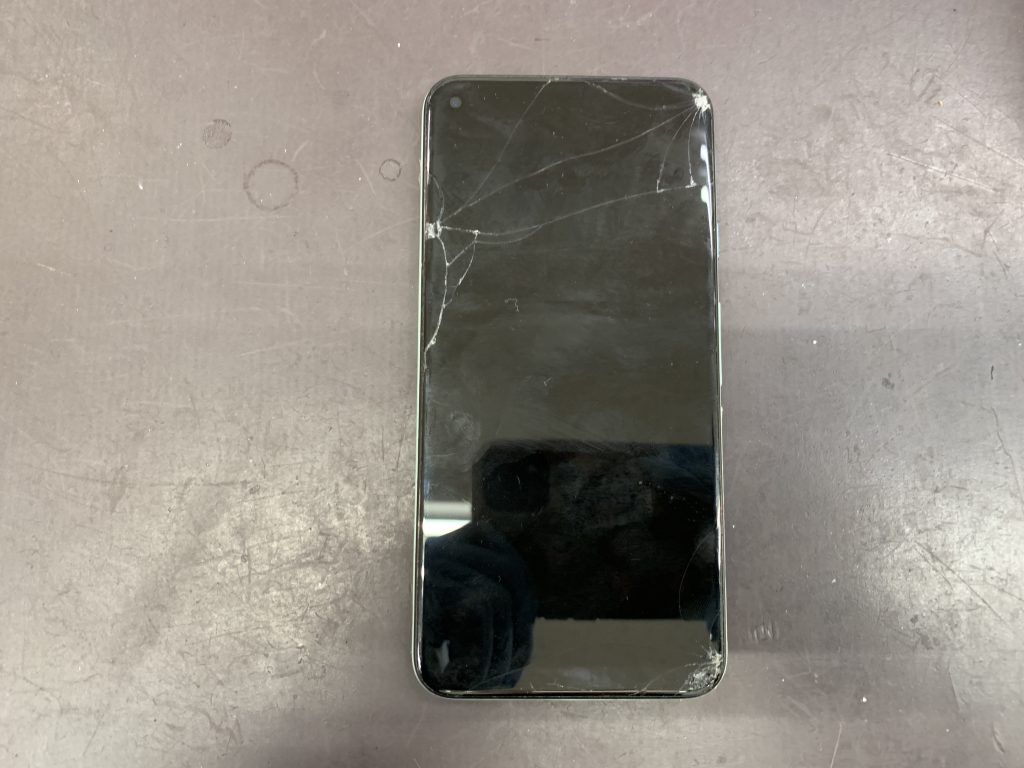 割れ確認用 20250220_034138228_iOS-