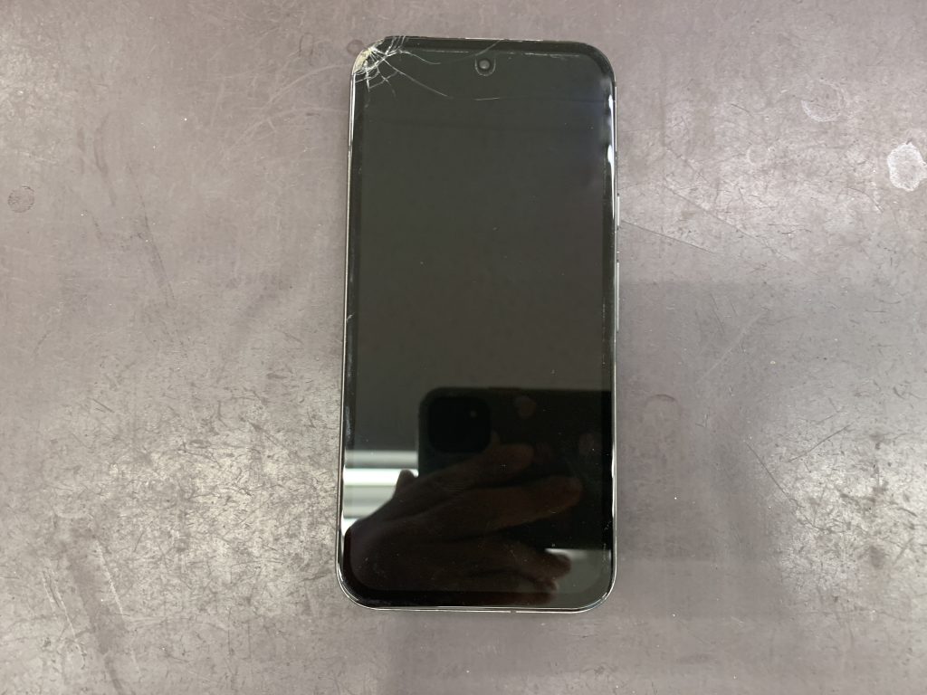割れ確認 Pixel 8a】画面が真っ暗で操作不可…修理のご依頼｜スマートクール