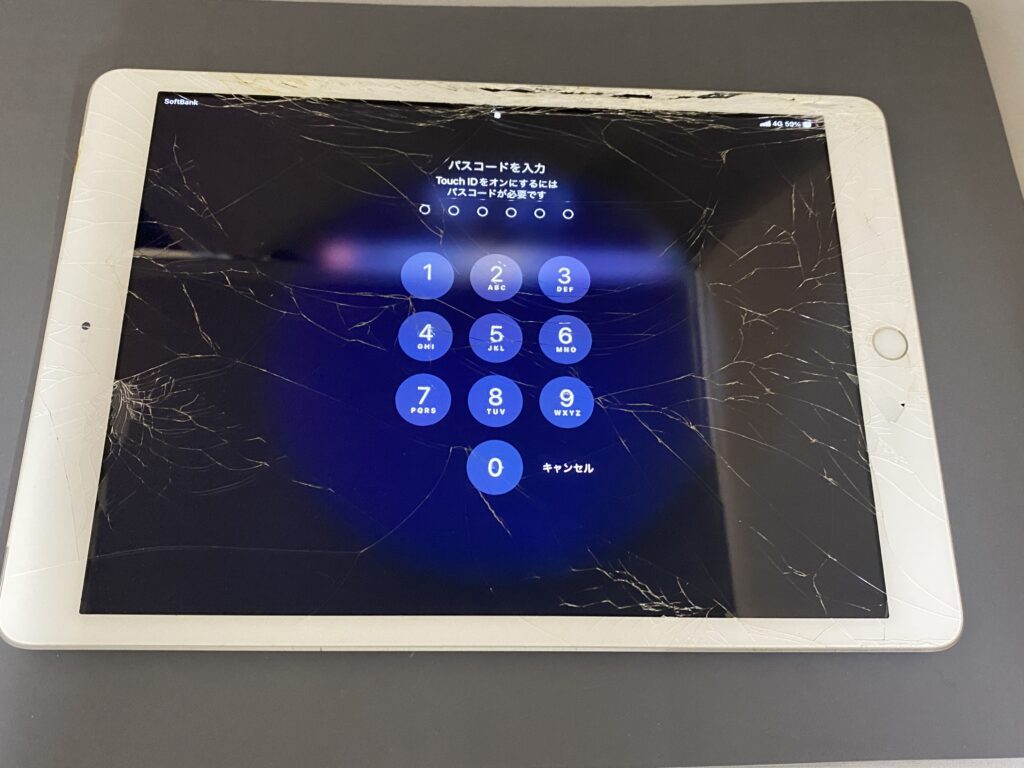 iPad 第七世代｜画面割れ＋タッチ不良もパネル交換で快適に復活