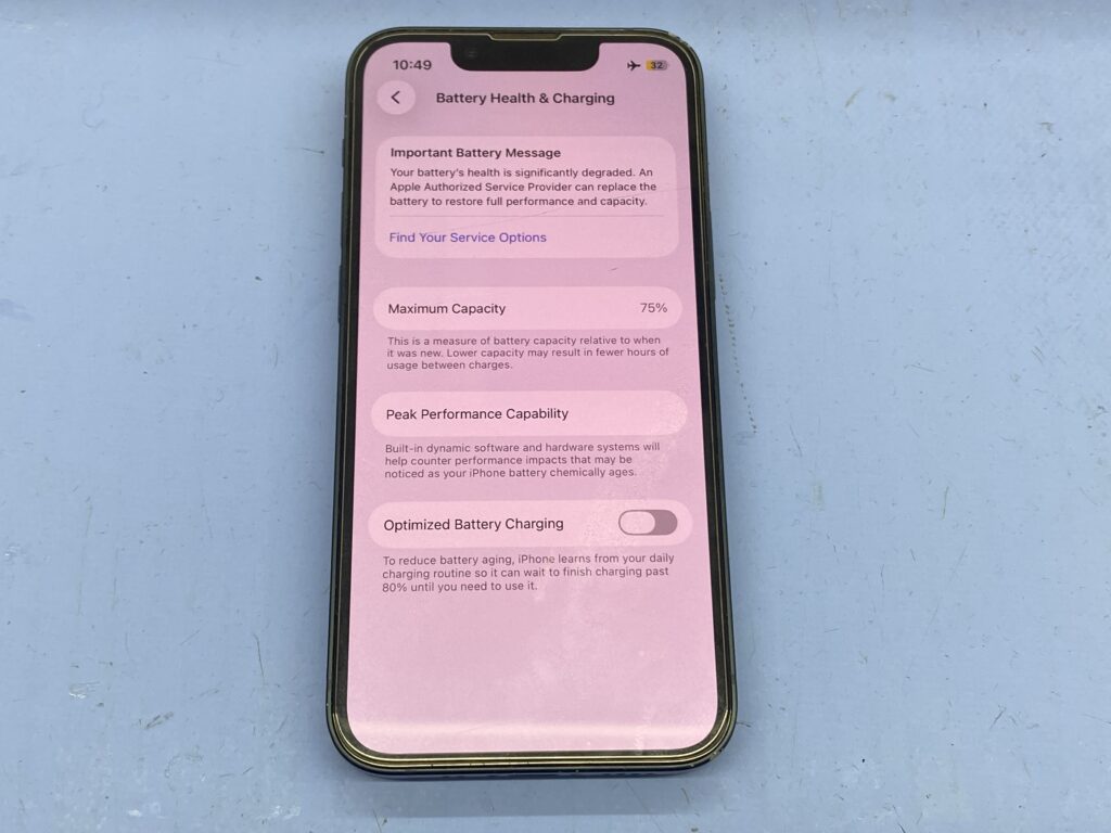 🔋 iPhone13のバッテリー交換が急増しています！ | スマートクール